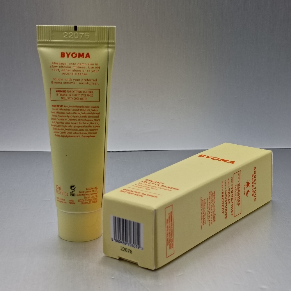 5 For $25 Item🌸 Byoma Creamy Jelly Cleanser - Picture 2 of 2